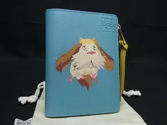 ■美品■ LOEWE ロエベ アナグラム ウルの動く城コラボ レザー 二つ折り 財布 ウォレット レディース ライトブルー系 DA7083のサムネイル