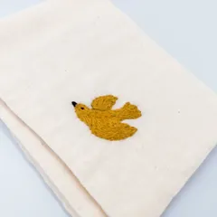 【No.185】北欧デザイン刺繡ハンカチ