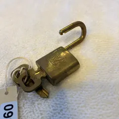 【LOUIS VUITTON】ルイヴィトン 南京錠＆キーセット No.309 ブラス製 パドロック 鍵2本付き 一部使用感あり
