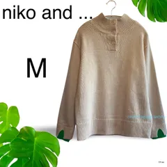 ★美品★ niko and ... ニコアンド ニット 長袖 袖重ね着風 M オフホワイト グリーン　送料無料　古着　レディース