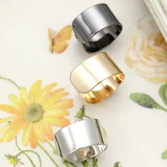 片耳イヤーカフ シンプルな地金カフ ピアスホールなくてOK イヤリング シンプル ユニセックス 簡単装着 レディース メンズ シルバー ゴールド ブラック   プチプラ プレゼント 春夏秋冬 大人気