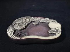 【名硯龍鳳戯珠】手工精彫刻貴州梵净山紫袍玉带石名硯蓋の玉が透かし鏤空定価20万円 名硯龍鳳戯珠】手工精彫刻貴州梵净山紫袍玉带石名硯