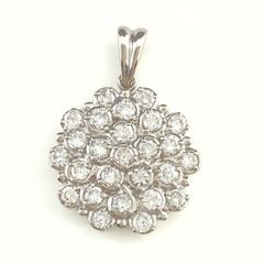 メレダイヤ デザインペンダントトップ プラチナ  ペンダントトップ Pt900 ダイヤモンド レディース 【中古】