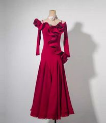 フリルスリーブがゴージャスなソフトチュールのロングショール 25年新作 新品未使用 フリルスリーブがゴージャスなソフト