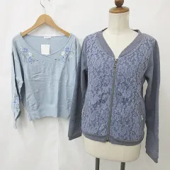 アクシーズファム axes femme コルザ COLZA ブルゾン ニット 2枚セット 長袖 ジップアップ Vネック ドロップショルダー レース 刺繍 花柄 青 ブルー Mのサムネイル