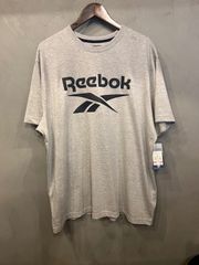 新品 未使用 タグ付き Reebok ビッグロゴ グレーTシャツ XXLサイズ