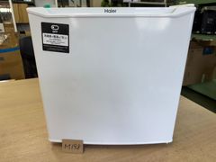 M198 Haier・ハイアール　電気冷蔵庫　40L　型式：JR-40KR　年式：2019年