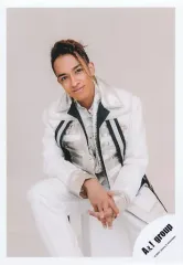 【中古】生写真(ジャニーズ) Aぇ! group/草間リチャード敬太/膝上/Aぇ! group ISLAND TV プロフィール写真撮影オフショット 第1弾/公式生写真