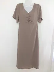 ◇ natural couture NICE CLAUP Vネック ウエストゴム リボン 五分袖 ロング ワンピース ベージュ レディース  【中古】 【1203100001413】