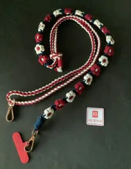 ★超かわいい♡★立体花柄　スマホショルダー　長さ調節可能　赤×紺×ホワイト　斜め掛け　スマホ紐　ポーチ紐　手編み　ハンドメイド