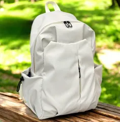 ビジネスリュック リュック バックパック レディースバック 軽量 パソコン PC 大容量 通勤 通学 新品 男女兼用 白色 ホワイト