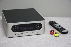 Marantzネットワーク機能付CD/USBレシーバーM-CR603