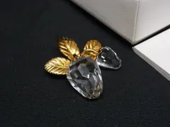 ■美品■ SWAROVSKI スワロフスキー クリスタル ストロベリー イチゴ 苺 ブローチ バッジ バッヂ アクセサリー クリア DF2381