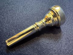 Item thumbnail for item 9e862a78-6260-4300-83eb-cb77e0ba279c