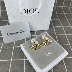 2024年最新】dior トライバル ピアスの人気アイテム - メルカリ