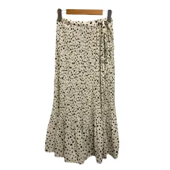 ローリーズファーム LOWRYS FARM 巻きスカート フレア ギャザー ウエストゴム 牛柄 ミディ丈 F 白 ホワイト 黒 ブラック レディース