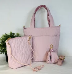 【裁縫ストア・ボヌール】大人かわいい　カジュアルキットカットクロス　フラワー大 柄  サーモンピンク　北欧風カメリアン柄　トートバッグ　ポーチ/サコッシュ　ミニポーチ　ショルダーバッグ　ハンドメイド　ショルダーストラップ　ゴージャス / №500-611