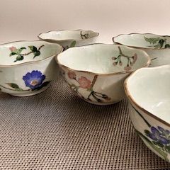 肉筆　薔薇　油彩　絵画　価値あり　豪華アルミ額縁　中島敏春　インテリア　静物画 薔薇 中島敏春 油彩 静物画 肉筆 絵画 美術品 インテリア 額縁