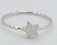 【オーダーお取り置き品】☆星☆指輪　プラチナスターリングのサムネイル