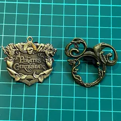 ディズニー　ピンバッジ　2個　まとめセット！パイレーツオブカリビアン　海外ディズニー　ピントレ　つるのサムネイル