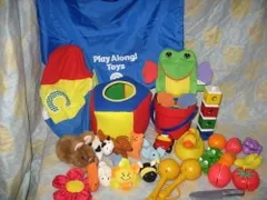 e2540　DWEディズニー英語システムワールドファミリー　プレイアロングトイセット（おもちゃ)　マラカス2コ入り！欠品なし♪　幼児英語教材