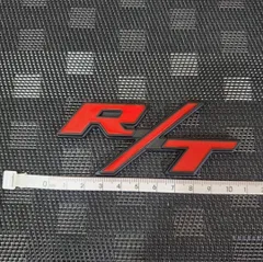 R/T エンブレム 赤 黒 ダッジ チャレンジャー ジープ 送料無料 海外輸入品 R/T ダッジ・チャレンジャー エンブレム