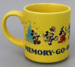 【中古】マグカップ･湯のみ ミッキーマウス(歴代衣装) スーベニアカップ 「東京ディズニーリゾート40周年 ドリームゴーラウンド」 東京ディズニーリゾート限定 対象商品購入特典のサムネイル