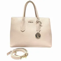 【良品】フルラ トートバッグ テッサ A4 チャーム付き グレージュ　ロゴ金具 FURLA フルラ テッサ L トートバッグ ハンドバッグ グレージュ