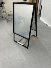 A1サイズスタ ンド看板（ウェイトアーム付き）両面 W640ｍｍ×H1225ｍｍ 屋外看板 店舗用看板 前面開閉式 kjc-a1-d+ast-swf-a