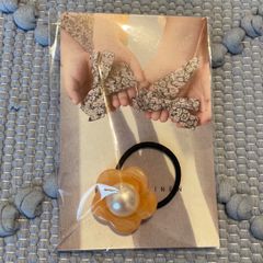 カヤ　　☪︎⋆☽様お取り置き　2/25まで　猫　レジンヘアゴム　ネイビー　花 yakuyouneko 薬用猫