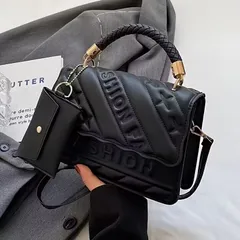 2WAY ハンドバッグ ショルダーバッグ キルティングバッグ レディース 肩掛け 手提げ カード収納 ミニポーチ付 ブラック