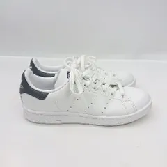 ◇ Θ adidas アディダス ベーシック　カジュアル　定番モデル スニーカー サイズ22.5 ホワイト系 レディース E  【1505130008289】