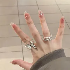 新品 新型のおしゃれ ネイルチ かわいい 手作りネイルチップ キラキラ 光沢 立体 花嫁ネイル 氷ドリルチェーン蝶真珠ネイルパッチ 白ラメパウダー ハンドネイルチップ 入学式 卒業式 韓国 成人式 結婚式ネイルチップ 着脱可能フェイクネイルチップ 繰り返し使え