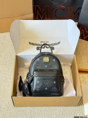 【今日特価】MCM 2024 モデル ダブルバックパック（MCM 2024 Model Double Backpack）