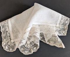 【 EW274 】フランス アンティーク ノルマンディー レース ドイリー ノルマンディーレース・ドイリー - アンティークと薔薇雑貨のお