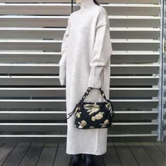 ADAM ET ROPÉ アダムエロペ  【WEB限定】タートルバックスリットニットワンピース  定価¥12,650 ベージュ