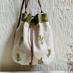 スマホショルダーバッグ　ミモザ　手刺繍ハンドメイド　巾着型　丸型バッグ　ポーチ　③