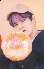 【中古】コレクションカード(男性) Stray Kids/Seungmin(スンミン)/裏面黄/「Stray Kids 2023 SEASON’S GREETINGS SKZ’s Mini World」封入フォトカード