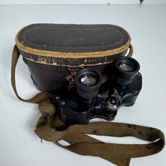 真鍮製ガリレオ式双眼鏡とスウェーデン軍レザーケース 真鍮製ガリレオ式双眼鏡とスウェーデン軍レザーケース - メルカリ