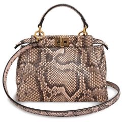フェンディ ピーカブー ミニ 2Way ショルダー ハンドバッグ 斜め掛け パイソン エキゾチックレザー ナッパレザー チプリア ローザ ライトピンク ゴールド金具 8BN244 FENDI（新品・未使用品）
