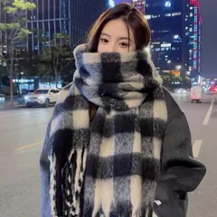 ふかふかもこもこのおしゃれなブラック＆ホワイトのチェック柄大判マフラー💖ストール スヌード 防寒 韓国 モヘアタッチ ボリュームマフラー