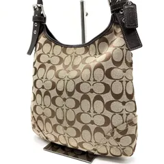 ✨良品✨ COACH コーチ ワンショルダーバッグ トートバッグ バックル シグネチャー 総柄 ロゴ型押し チャーム A4収納  大容量 シルバー金具 肩掛け 斜め掛け キャンバス レザー レディース ベージュ 肌色 ブラウン 茶色