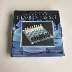 ガラス製　チェスセット