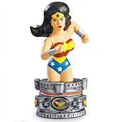 Justice League: Wonder Woman Mini Paperweight