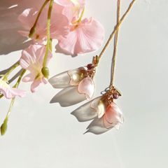 【春新作】桜の花びら　チェーンピアス