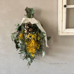 Spring 春の木漏れ日　ミモザと銀世界ユーカリのスワッグ　38cm