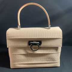 フェラガモ FERRAGAMO ハンドバッグ ベージュ かばん サルバトーレ 鞄 レディース 女性用 キャンバス地 布地 トートバッグ