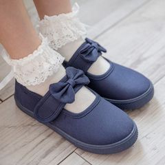 Item thumbnail for item 85901bd7-0488-48bb-8cf5-3480b3444a5d