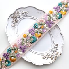 たけぱんだ様【オーダー品】インド刺繍リボンの補助ベルトと目印