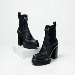 ルイヴィトン LOUIS VUITTON LV ワンダーランドライン ショート